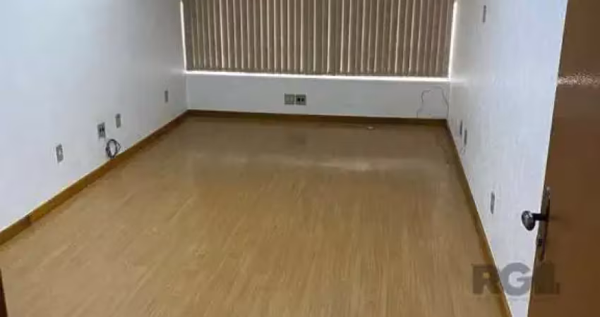 Sala comercial para alugar na Rua Vigário José Inácio, Centro Histórico, Porto Alegre