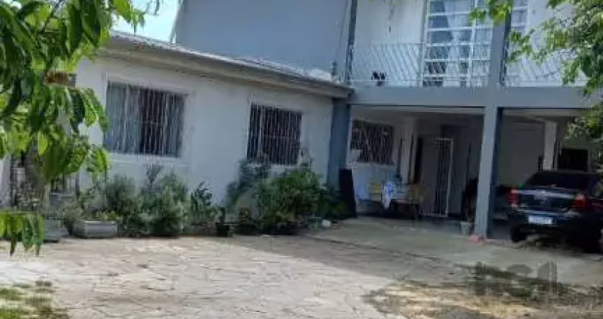 Casa com 3 quartos à venda na Rua Operário, Centro, Canoas