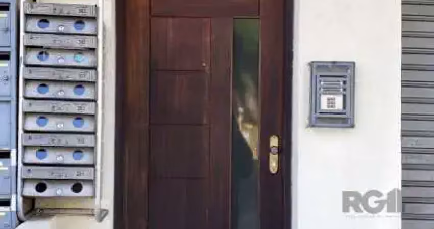 Apartamento com 2 quartos à venda na Rua Itapeva, Passo da Areia, Porto Alegre