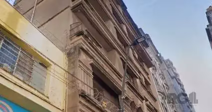 Apartamento à venda na Rua Marechal Floriano Peixoto, Centro Histórico, Porto Alegre