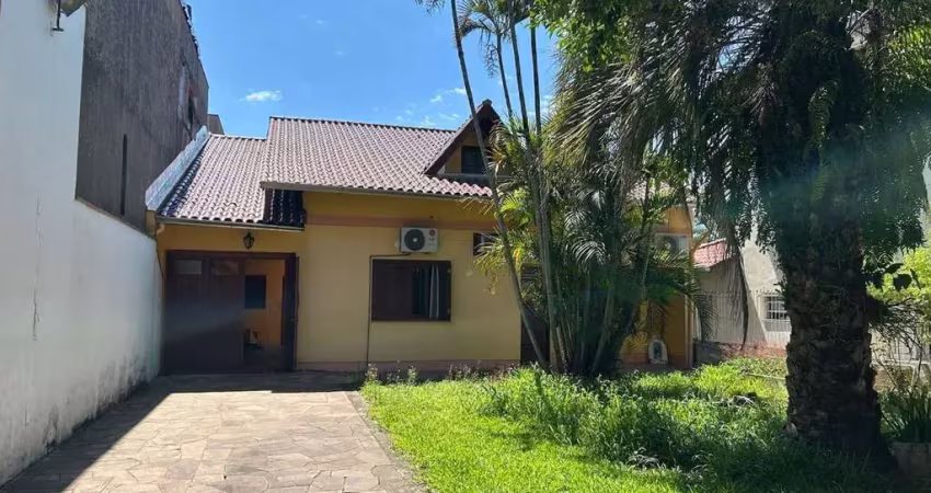 Casa com 4 quartos à venda na Avenida Farroupilha, 2501, Nossa Senhora das Graças, Canoas