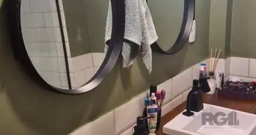 Apartamento com 3 quartos para alugar na Rua Sarmento Leite, Cidade Baixa, Porto Alegre