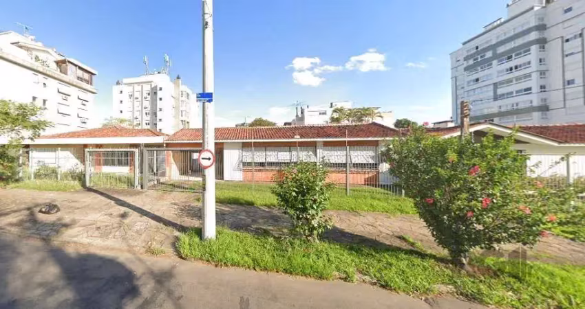 Casa comercial à venda na Avenida Quito, Jardim Lindóia, Porto Alegre