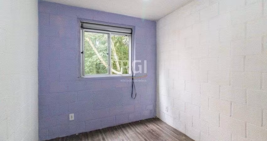 Apartamento para Venda - 40m², 2 dormitórios, 1 vaga - Lomba do Pinheiro