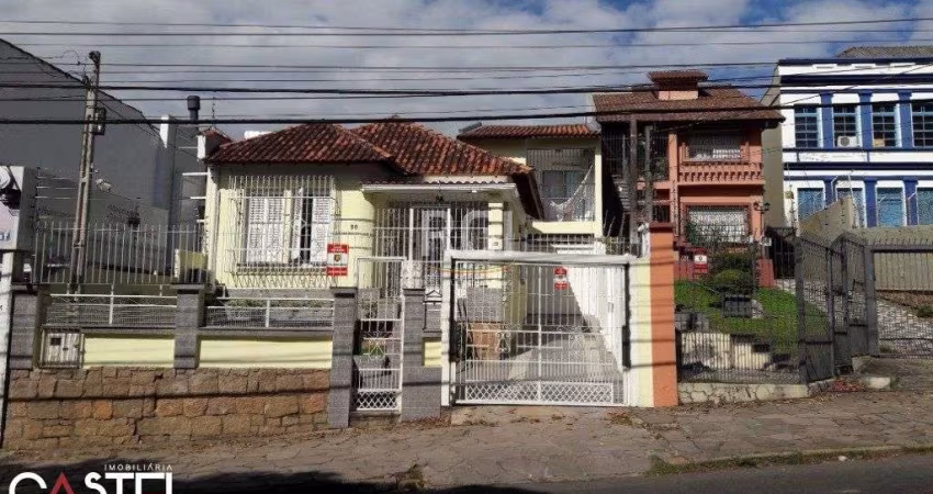 Casa para Venda - 300m², 3 dormitórios, sendo 3 suites, 4 vagas - Santa Tereza