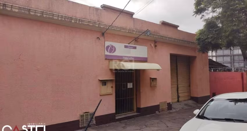 Casa Comercial para Venda - 140m², 0 dormitórios, na Azenha, em Porto Alegre