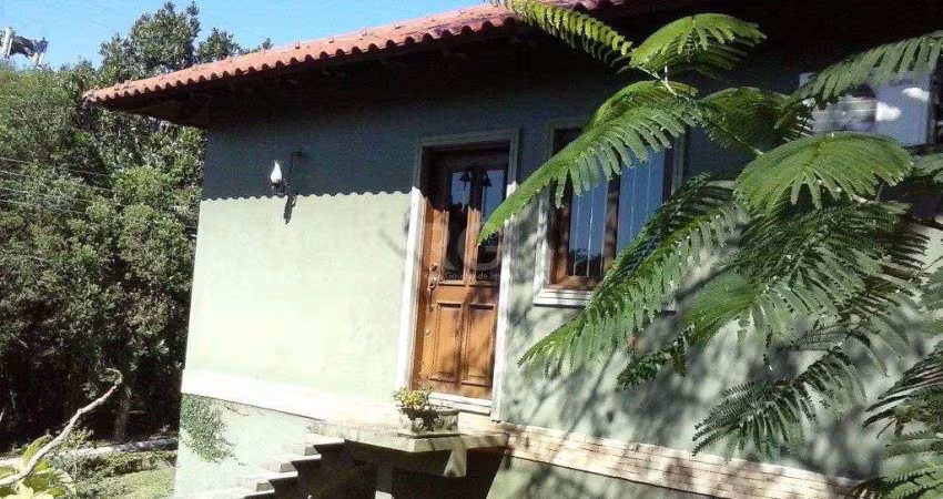 Casa Condominio para Venda - 140m², 2 dormitórios, sendo 2 suites, 4 vagas - São