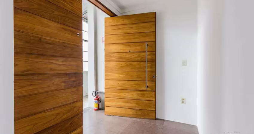 Apartamento com 4 quartos à venda na Avenida Venâncio Aires, 449, Cidade Baixa, Porto Alegre