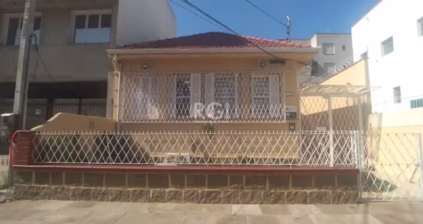 Casa com 3 quartos à venda na Avenida Guido Mondin, São Geraldo, Porto Alegre