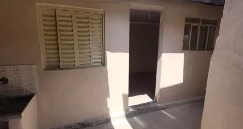 Casa com 1 quarto para alugar na Rua Angélica Pereira, Vila Roque, São Paulo