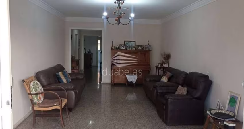 Apartamento à venda em área Nobre de 160m²!
