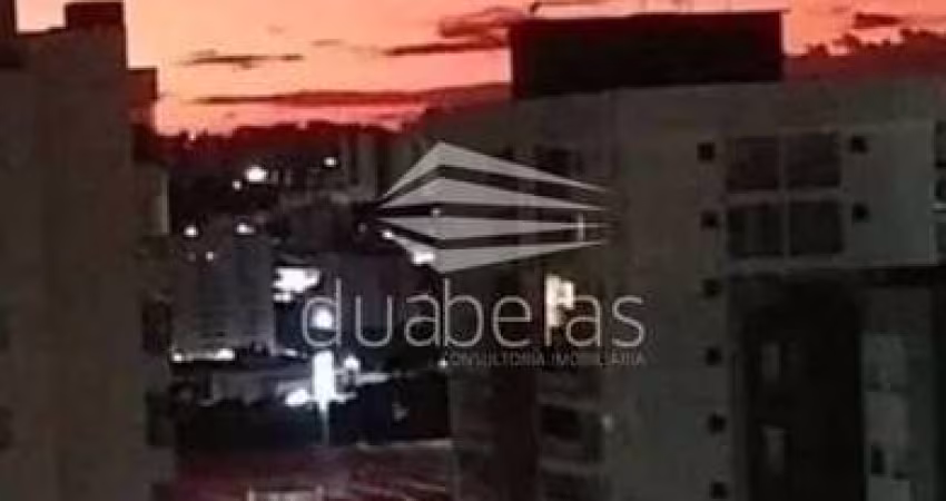 Apartamento no Jardim Aquários.