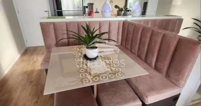 Apartamento com Varanda Gourmet e vista permanente.