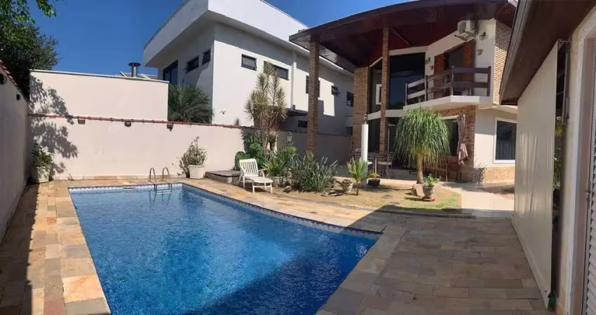 Casa espetacular à venda no condomínio esplanada do sol – sjc