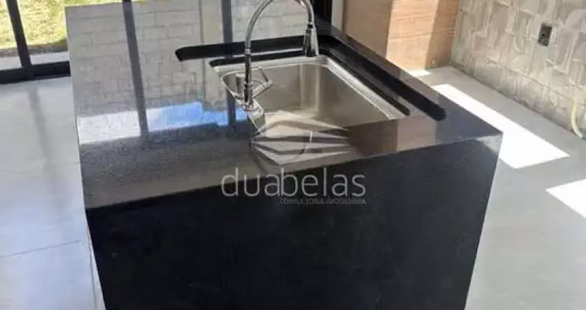 Casa exclusiva à venda com rooftop em condomínio fechado – sofisticação e conforto!