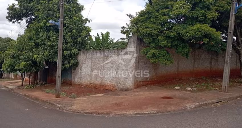 TERRENO COMERCIAL E RESIDENCIAL - CONJUNTO REQUIÃO / MARINGÁ/PR