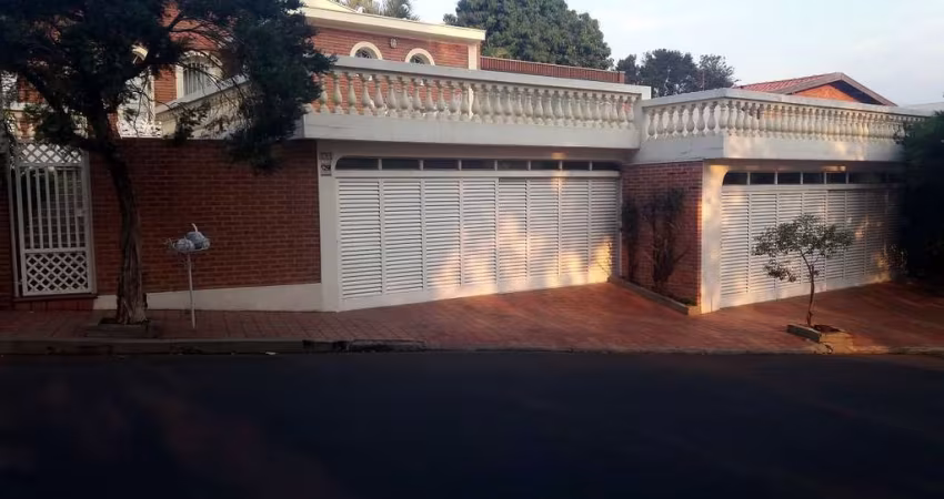 Casa Sobrado em Vila Brasília - São Carlos, SP