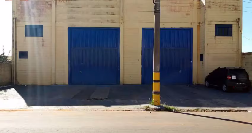 Barracão em Vila Monteiro (gleba I) - São Carlos, SP