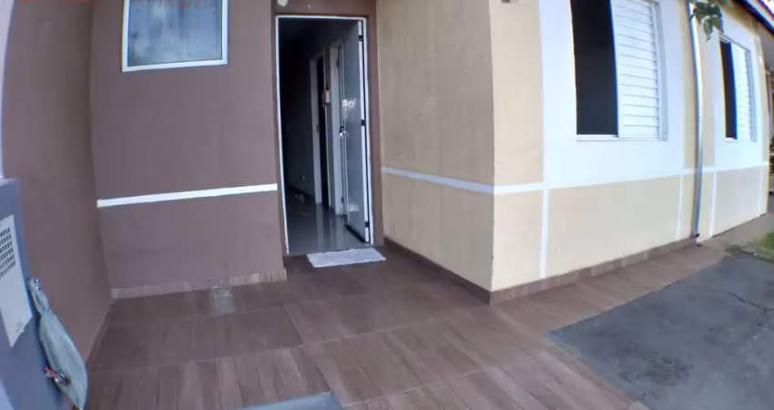 Compre Casa em Condomínio Jardim Ipanema  -  São Carlos