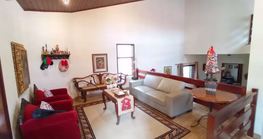 Casa com 3 quartos à venda na Rua Cézar Ricomi, 352, Jardim Lutfalla, São Carlos