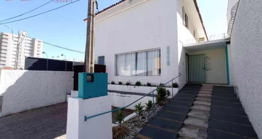Casa Comercial em Centro - São Carlos, SP
