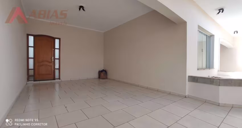 Casa Sobrado em Jardim Mercedes - São Carlos, SP