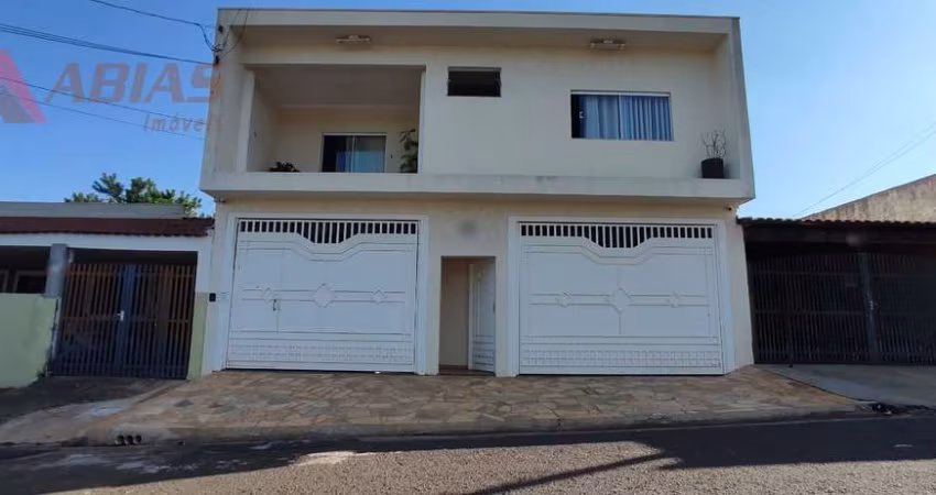 Casa em Jardim Hikare  -  São Carlos