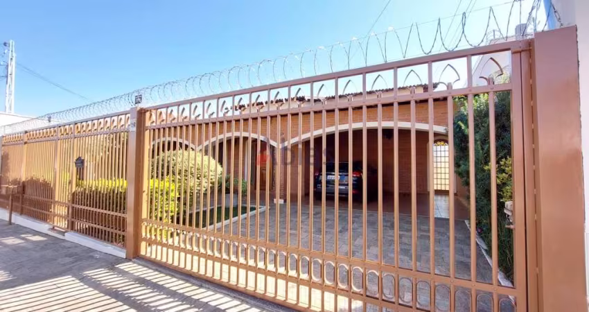 Casa em Centro  -  São Carlos