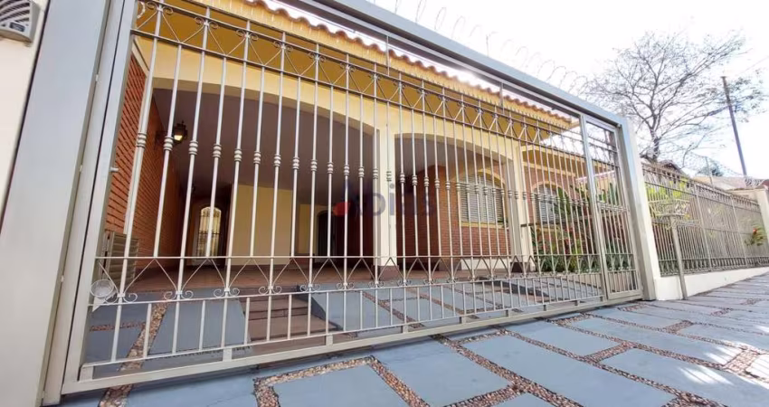 Casa em Jardim Brasil  -  São Carlos