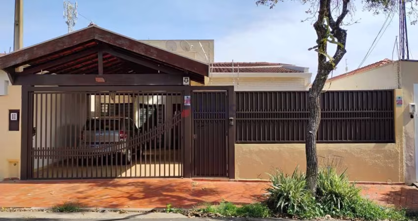 Casa à venda em Jardim Santa Paula - São Carlos
