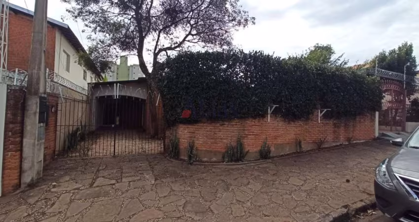 Casa à venda em Cidade Jardim  -  São Carlos - A.C. 213m² - Terreno 360m²