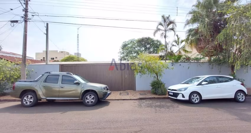 Casa em Cidade Jardim  -  São Carlos