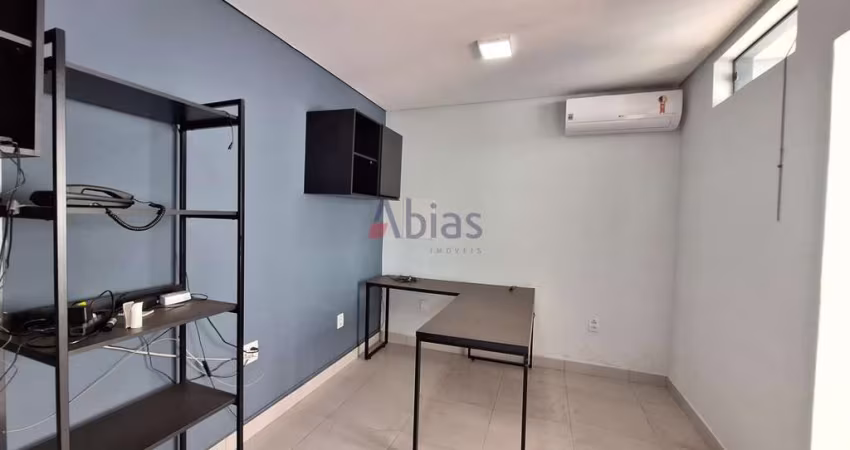 Casa Comercial em Centro - São Carlos
