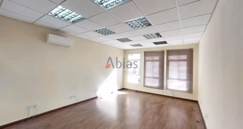 Sala comercial para alugar na Rua Passeio dos Ipês, 391, Parque Faber Castell I, São Carlos