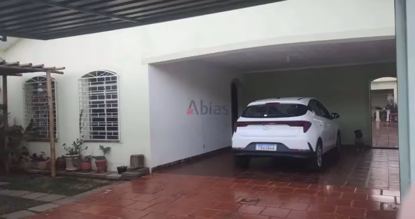 Casa com 3 quartos à venda na Rua Célio Barbosa da Silva, 161, Jardim Santa Paula, São Carlos