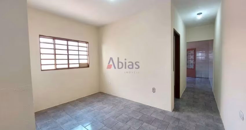 Casa com 3 quartos para alugar na Rua Madre Tereza de Calcuta, 537, Jardim Acapulco, São Carlos