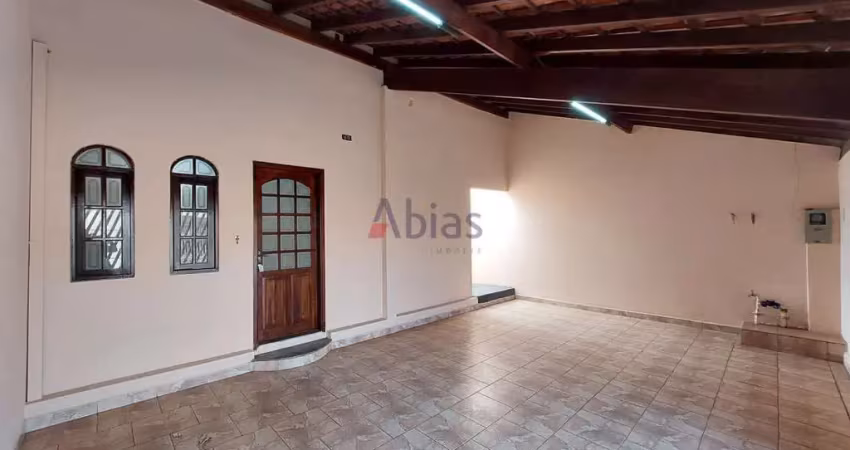 Casa com 3 quartos para alugar na Rua Bachir Nacrur, 104, Vila Nery, São Carlos