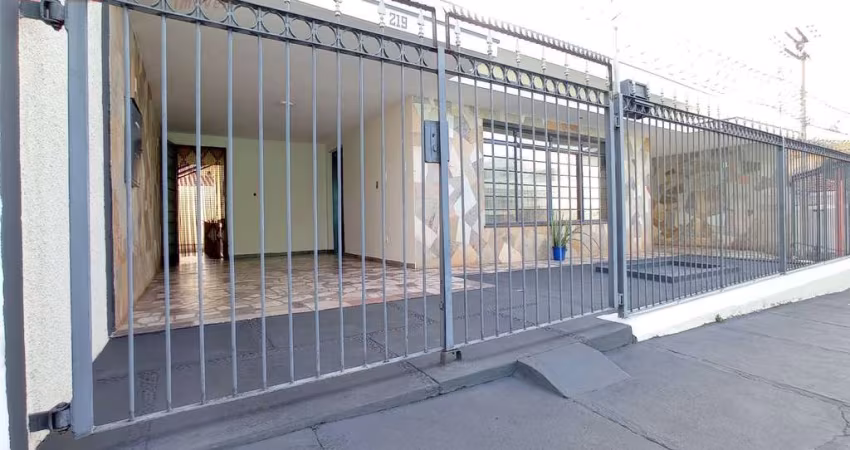 Casa em Vila Monteiro (gleba I) - São Carlos, SP