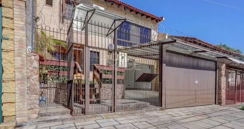 Casa com 3 quartos à venda na Rua Lloyd de Andrade Polidoro, 55, Ipanema, Porto Alegre