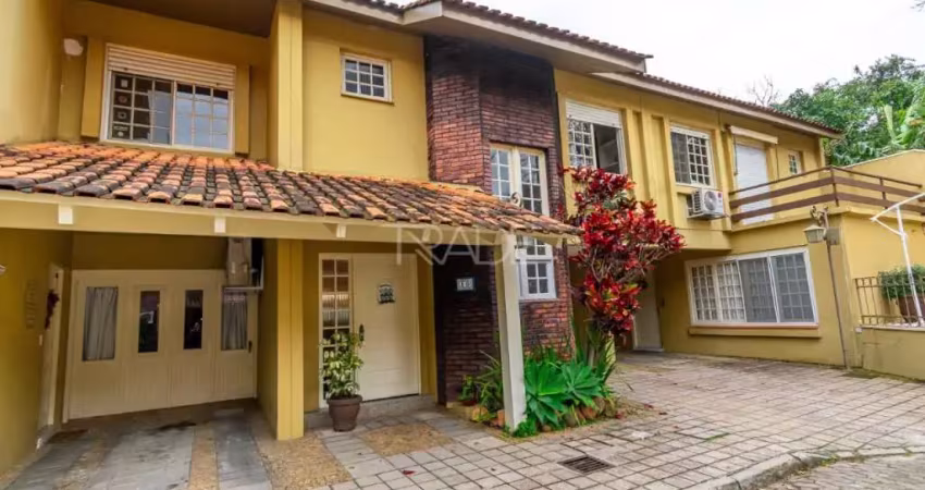 Casa em condomínio fechado com 3 quartos à venda na Rua Doutor Armando Barbedo, 832, Tristeza, Porto Alegre