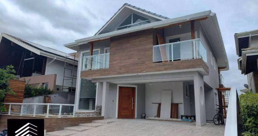 Sobrado com 5 dormitórios à venda, 218 m² por R$ 1.950.000,00 - Bougainvillee III - Peruíbe/SP