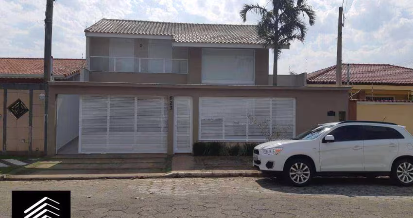 Casa com 3 dormitórios à venda, 210 m² por R$ 1.100.000 - Balneário Stella Maris - Peruíbe/SP