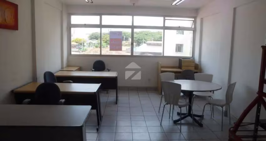 Excelente sala comercial à venda no centro da cidade de campinas.