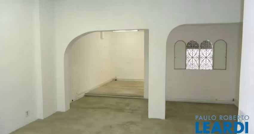 Casa com 3 quartos à venda na Vila Madalena, São Paulo 