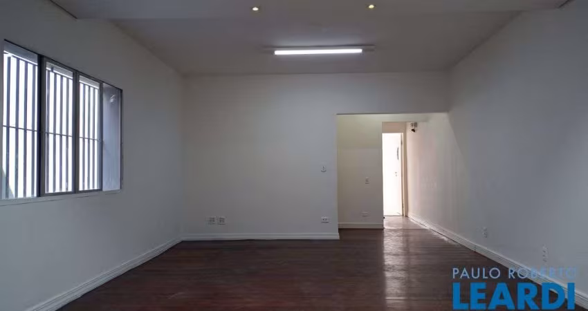 CASA ASSOBRADADA - VILA MADALENA  - SP