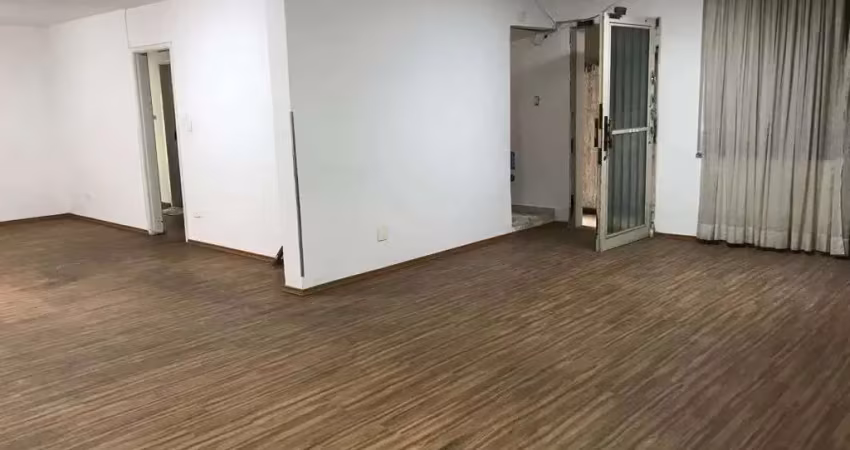 Casa com 4 quartos para alugar no Brooklin, São Paulo 