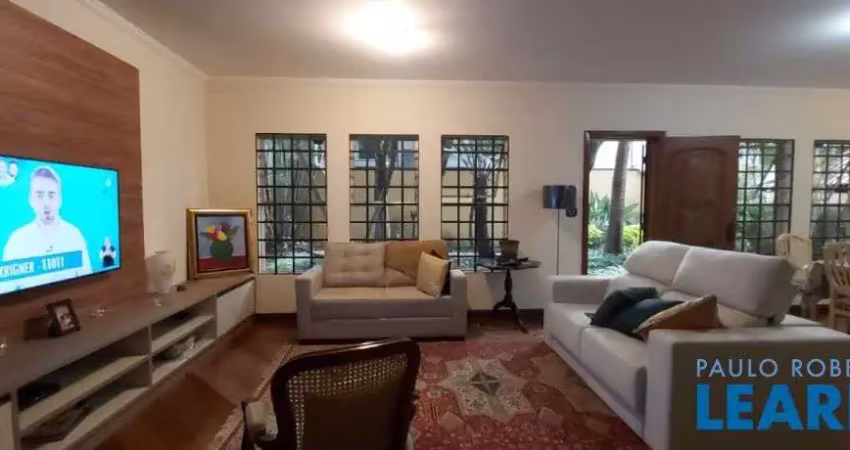 Casa com 4 quartos à venda no Campo Belo, São Paulo 