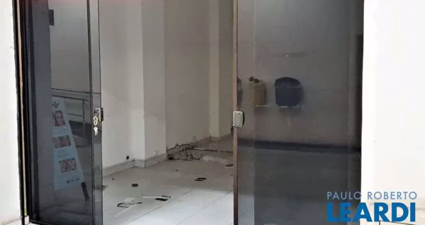 Ponto comercial para alugar na Liberdade, São Paulo 