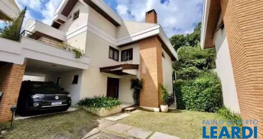 CASA EM CONDOMÍNIO - JARDIM CORDEIRO - SP