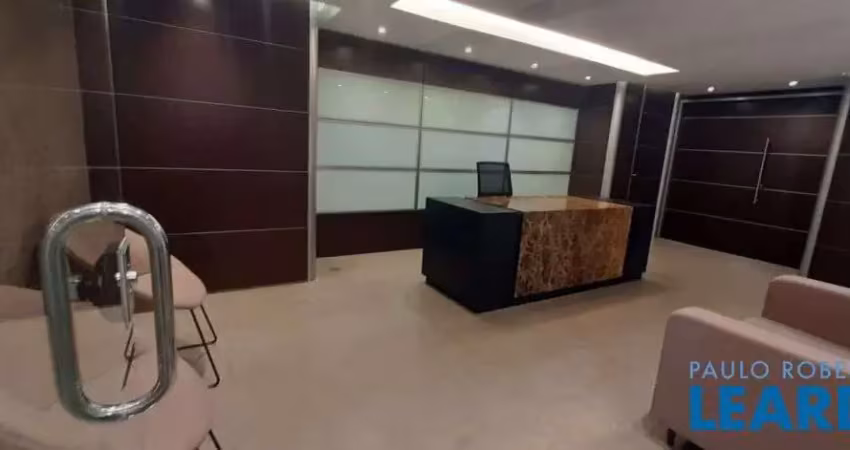 Sala comercial para alugar na Vila Olímpia, São Paulo 